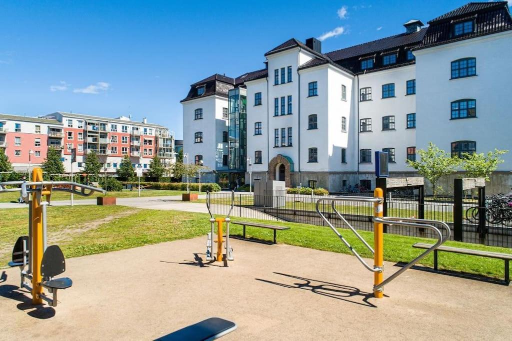 Апартаменты 1-Roms Toppleilighet Pa Tangen/Bystranda Кристиансанд Экстерьер фото